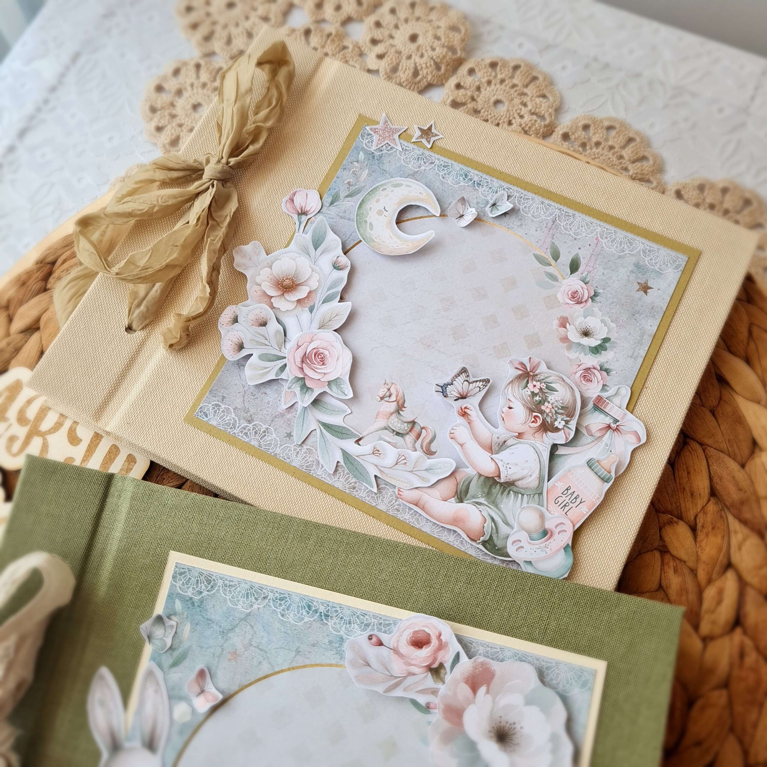 20250909_094105 Ретро албум "Vintage baby blossom" в бежово - Image 1